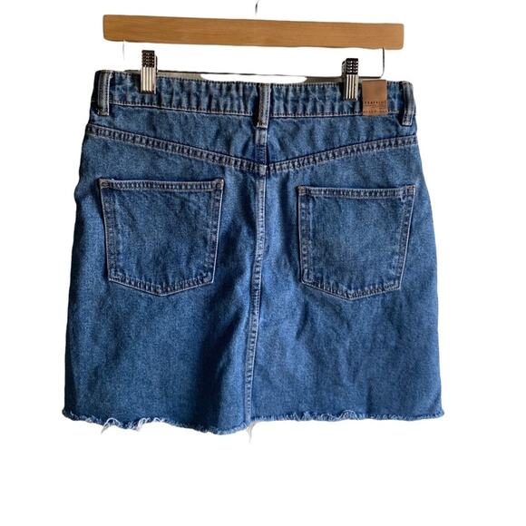 Zara Button Down Cut Off Denim Skirt Size Large - Picture 2 of 6